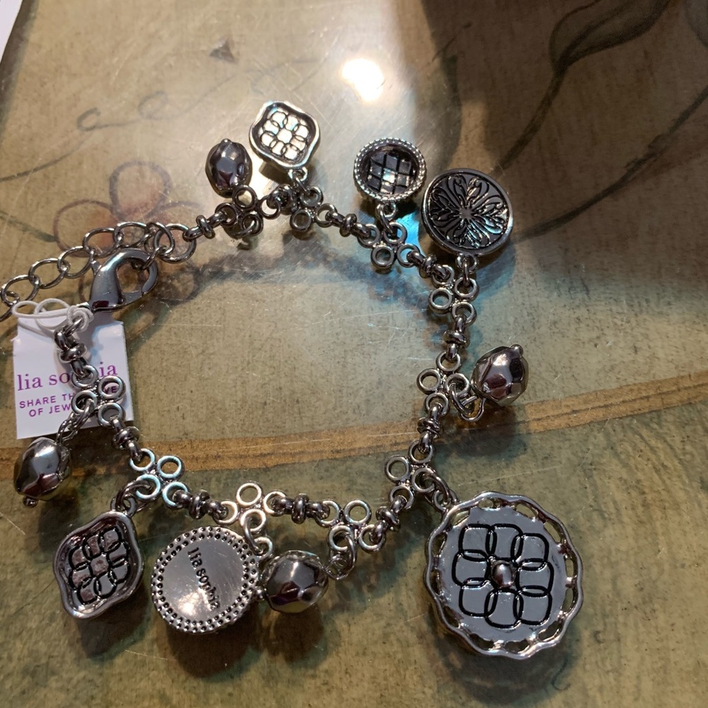 Charm bracelet